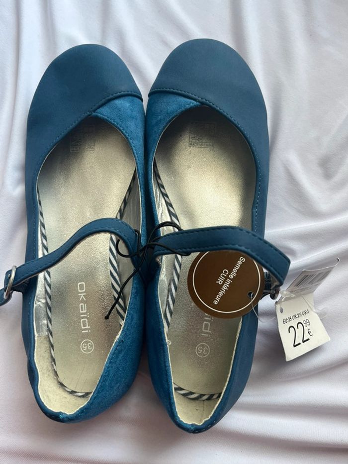 Ballerine bleue taille35 neuve fille marque Okaïdi