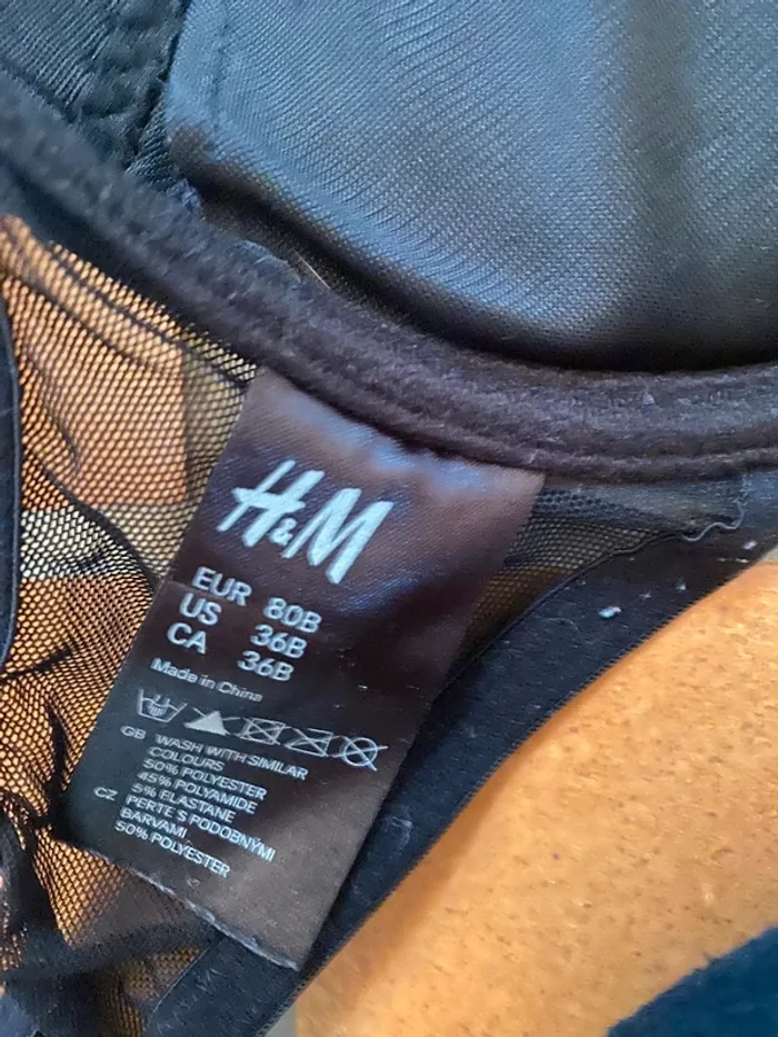 Soutien gorge noir, strass - photo numéro 4