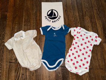 Lot body petit bateau 6 mois