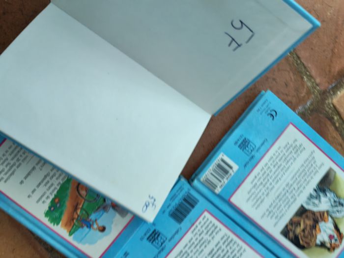 Première Bibliothèque des enfants livres en lot ou à l’unité - photo numéro 3