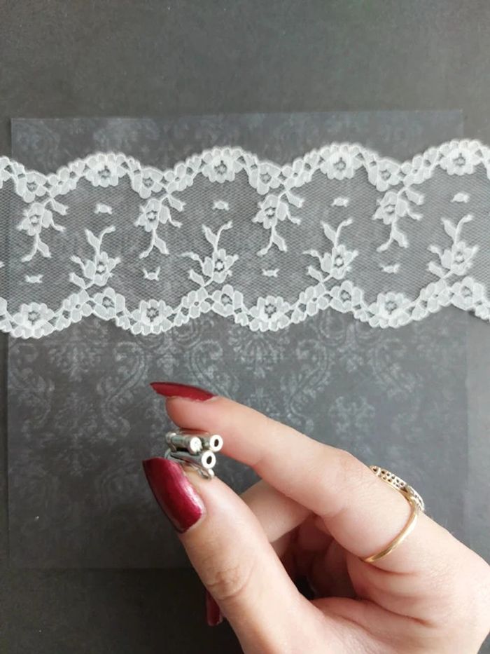 pendentif paire de jumelle d'observation, couleur argenté - photo numéro 2