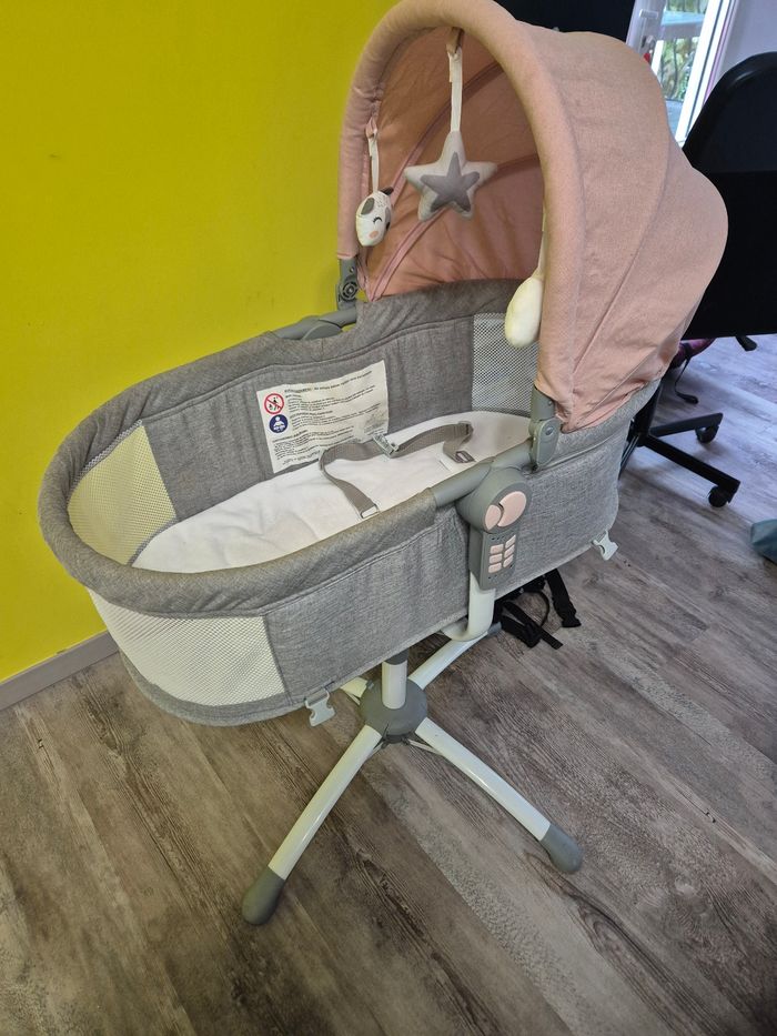 Berceau/chaise haute bébé