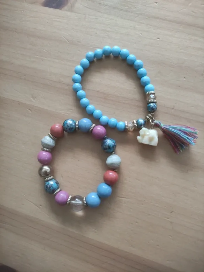 Lot de deux bracelets indiens neuf jamais porté