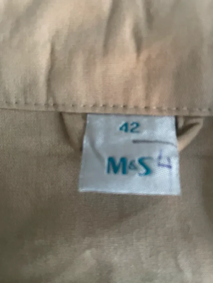 Superbe blazer en 42 de la boutique M&SMODE en excellent état avec de jolis détails - photo numéro 10