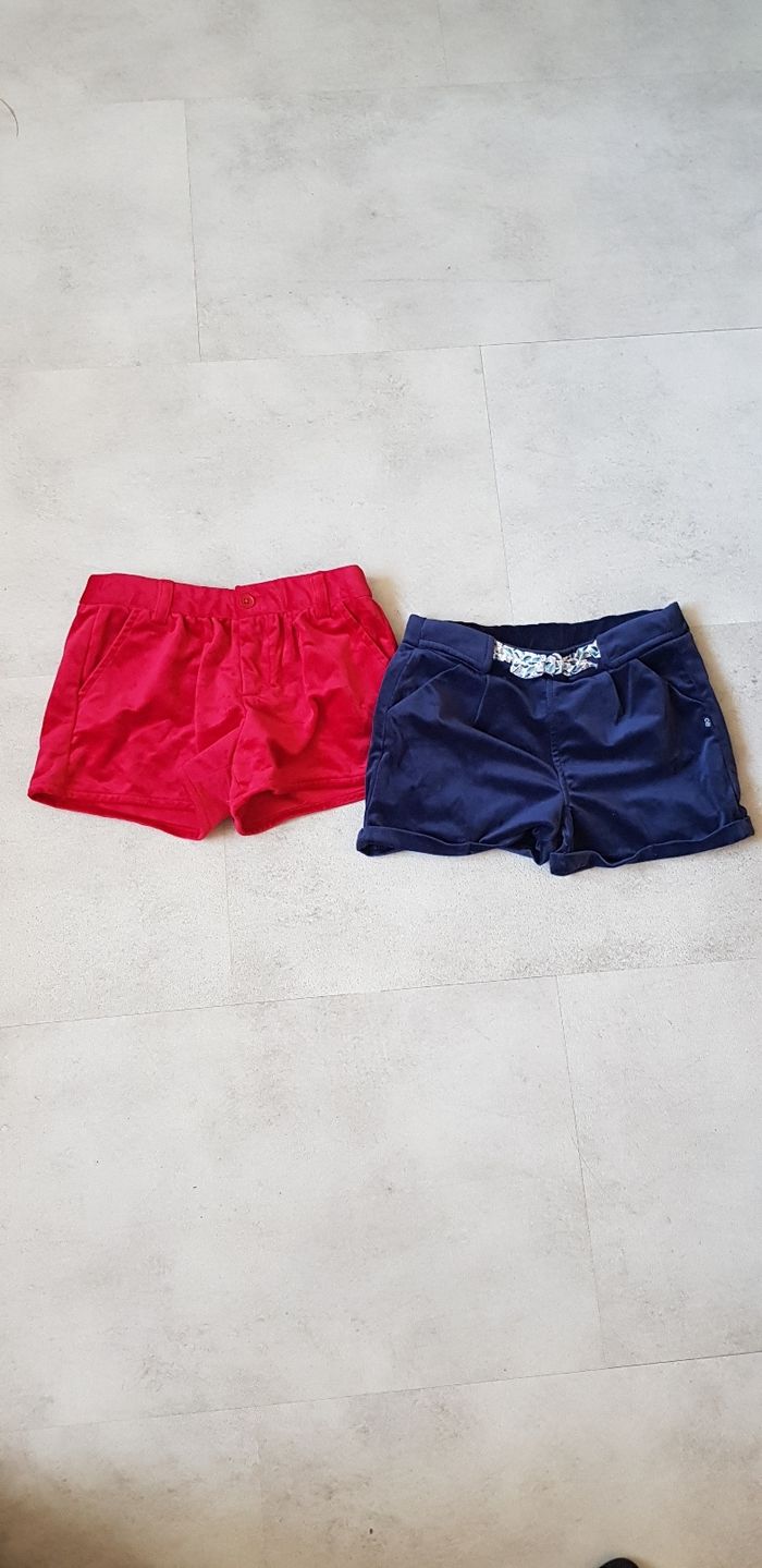 Lot 2 shorts okaidi 3 ans