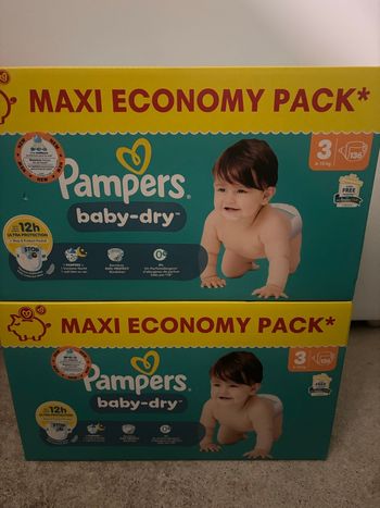 Couches Pampers baby dry taille 3 (lot de 2 cartons) neuf