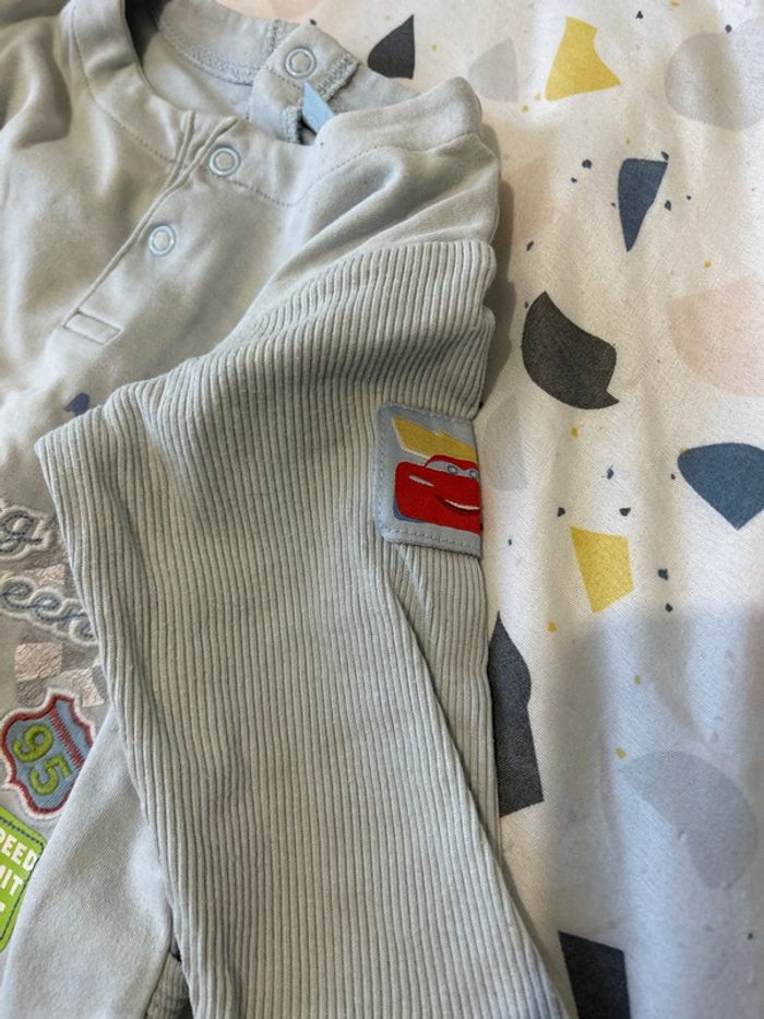Pyjama - photo numéro 2
