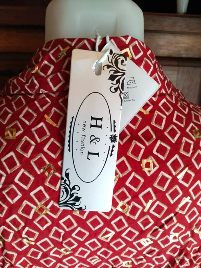 Magnifique robe longue avec dorures femme taille L/XL 40 42 - photo numéro 9