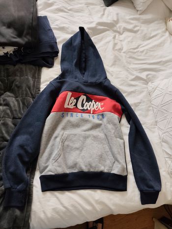 Pull capuche 12 ans 