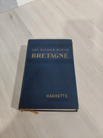 Livre guide bleu Bretagne 1955 Hachette