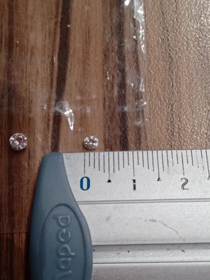 2 diamants naturels - photo numéro 17