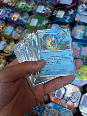 Lot de 100 cartes JCC Pokémon (aucun doublon, 100 carte différentes avec 10 rares garanties)