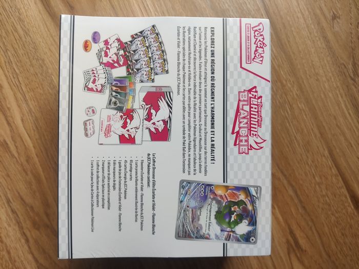 ETB Pokémon Flamme Blanche EV10.5 - photo numéro 3