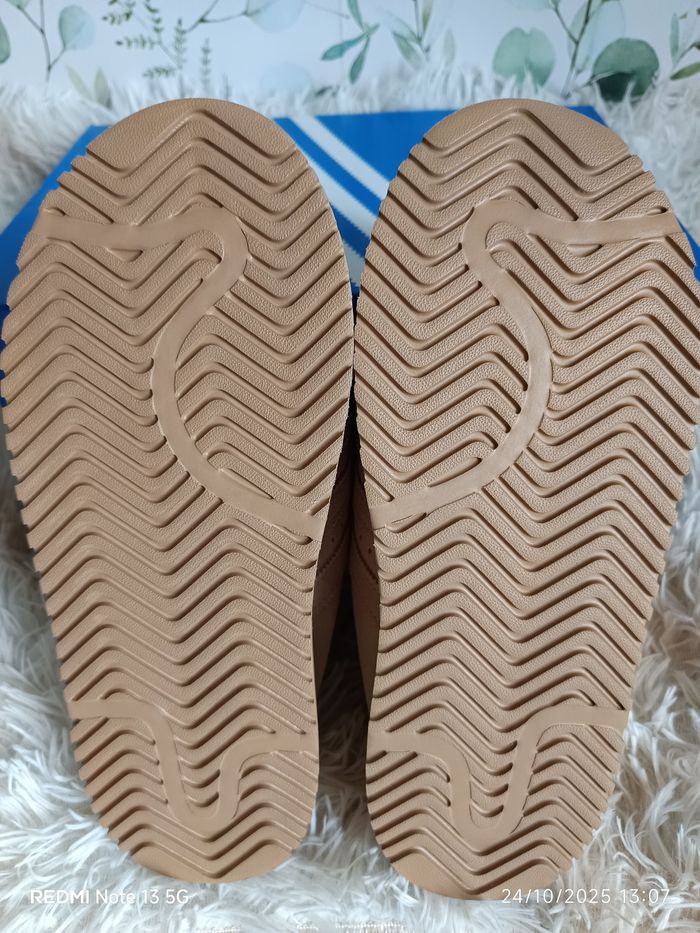 Adidas campus 00s winter beige magic. Taille 38 - photo numéro 9