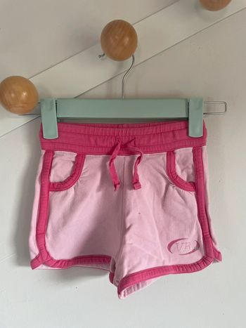 Short 4ans