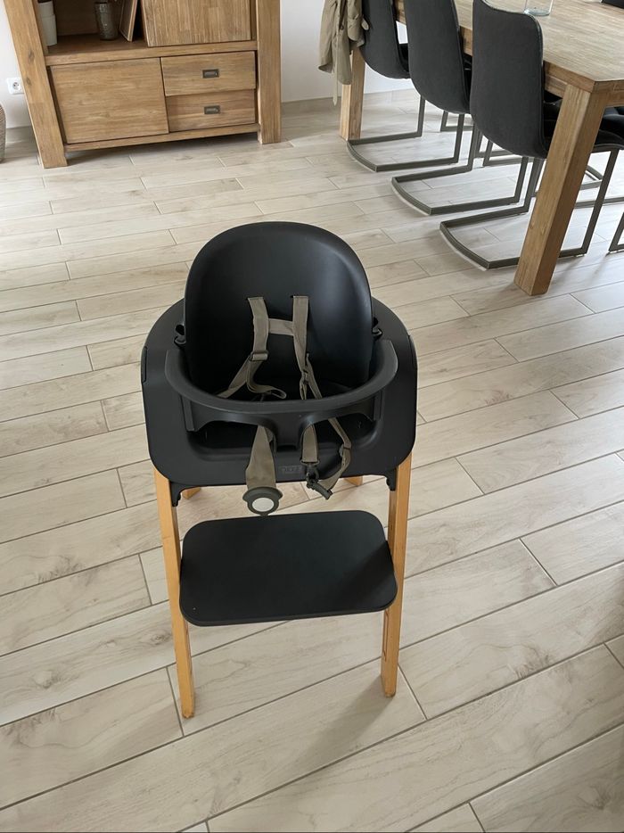 Chaise haute new step de stokke