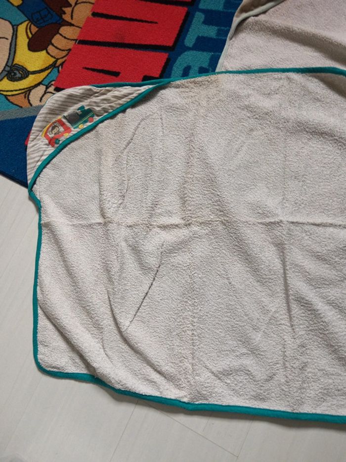 Lot cape de bain bébé - photo numéro 2