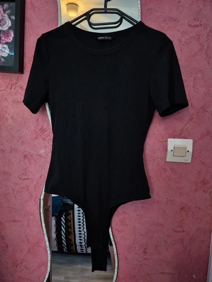 Body noir Shein