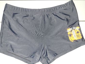 Maillot de bain noir garçon 12 ans très bon état