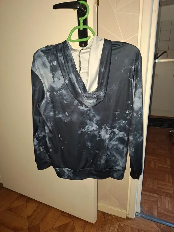 Sweat shein t 11 ans - photo numéro 2