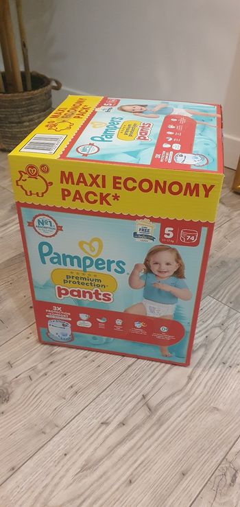 Couches Pampers premium protection Pants T5
