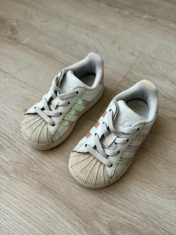 Baskets adidias