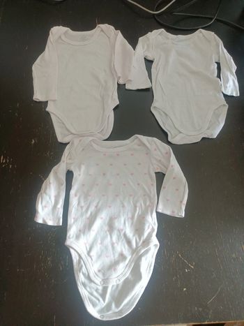 Lot de 4 body fille
