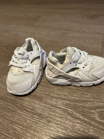 Basket nike Huarache taille 19,5