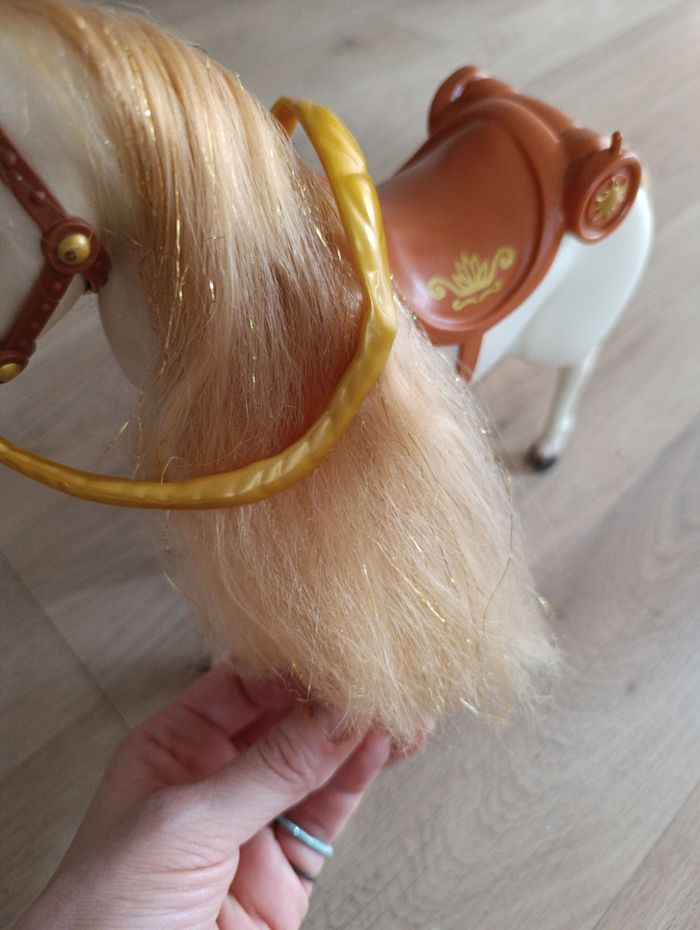 Cheval maximus de raiponce Disney - photo numéro 6