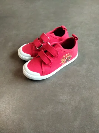 Chaussures en toile Flash McQueen neuves