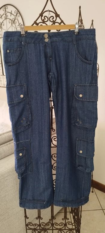 Jean large Rosebud avec poches. Taille 42. Neuf