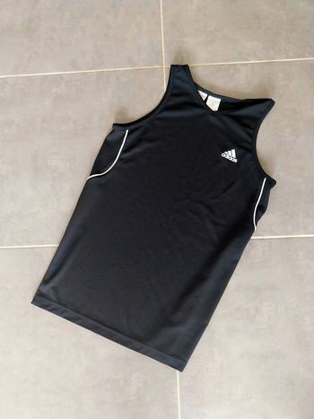Débardeur adidas 14 ansen très bln état