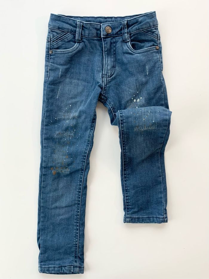 Pantalon jeans đź‘– taille 5 ans