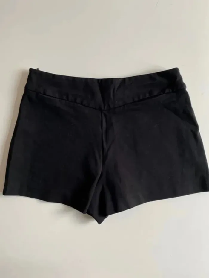 Short classe Zara - photo numéro 2