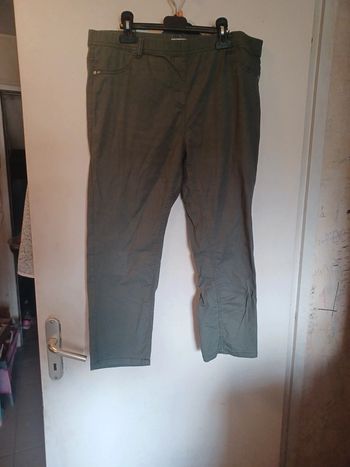 Pantalon court  léger 42 kaki