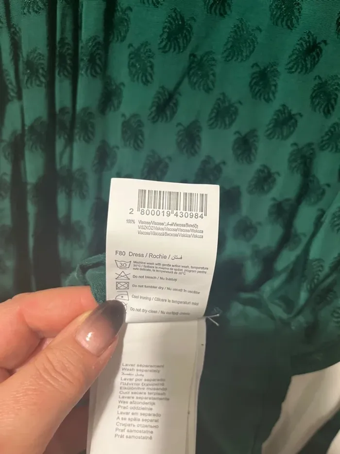 robe verte - photo numéro 7