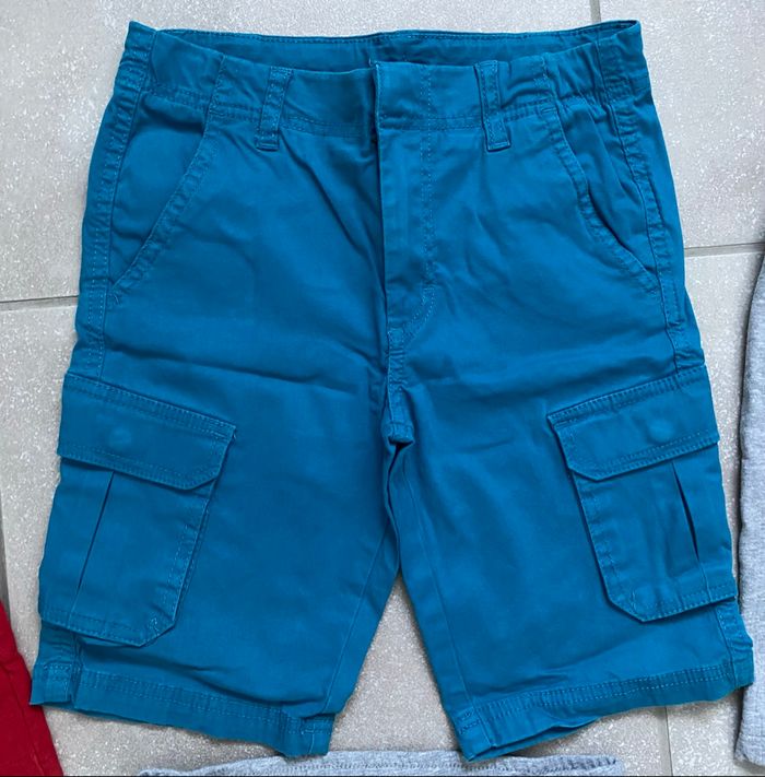 Lot 7 shorts/ bermudas taille 10 ans - photo numéro 3