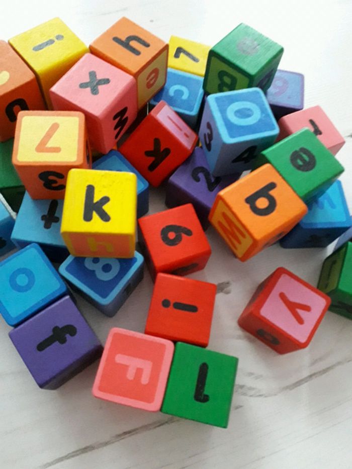 Cube en bois chiffres et lettres - photo numéro 2