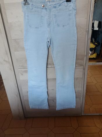 Jean flare t.42