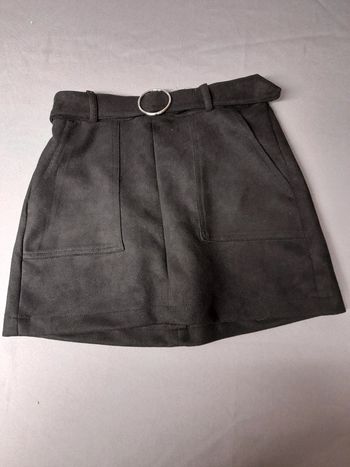 Jupe jennyfer taille xs