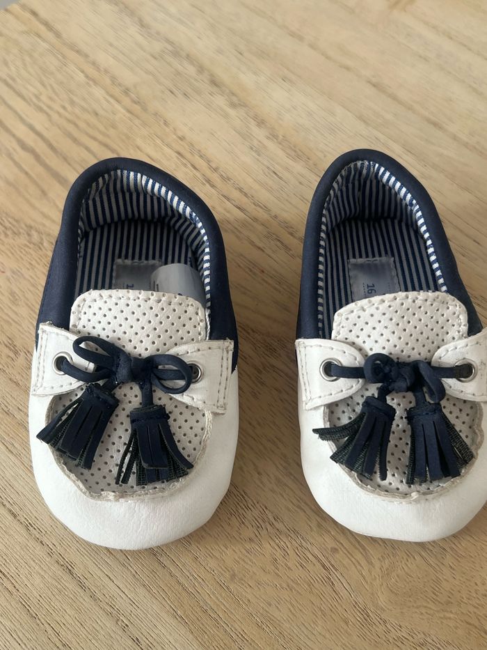 Mocassins bébé fille taille 16