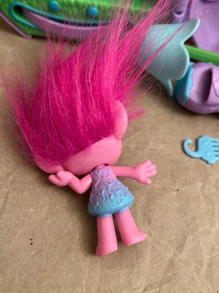 Hasbro Trolls 2015 – Salon de coiffure Trolls DreamWorks – figurine + accessoires - photo numéro 16