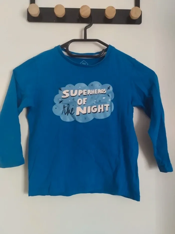 Maillot manches longues taille 4/5 ans