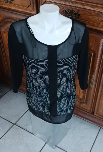 Tee-shirt manche 3/4 taille 40