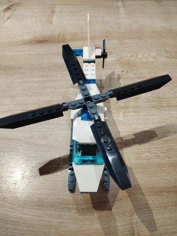 Lego hélicoptère