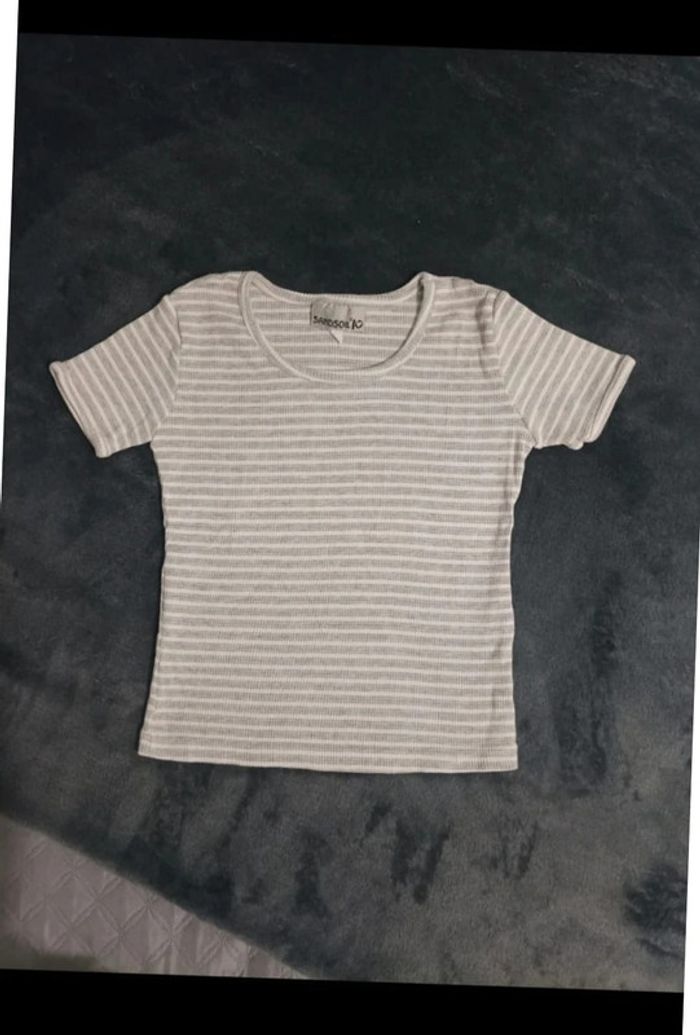 Tee-shirt rayé 8 ans