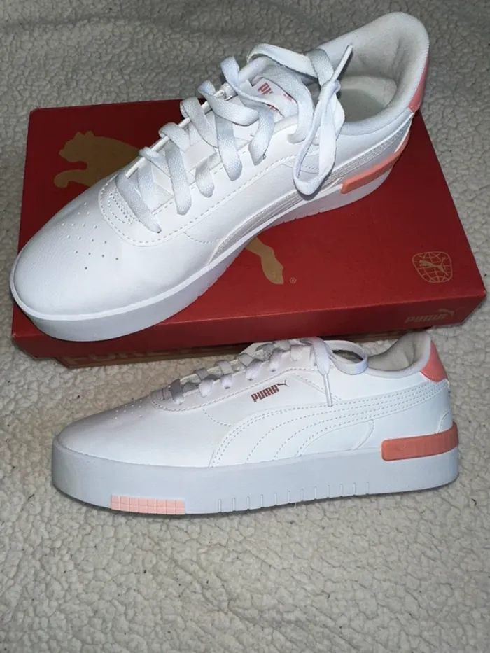Puma Jola