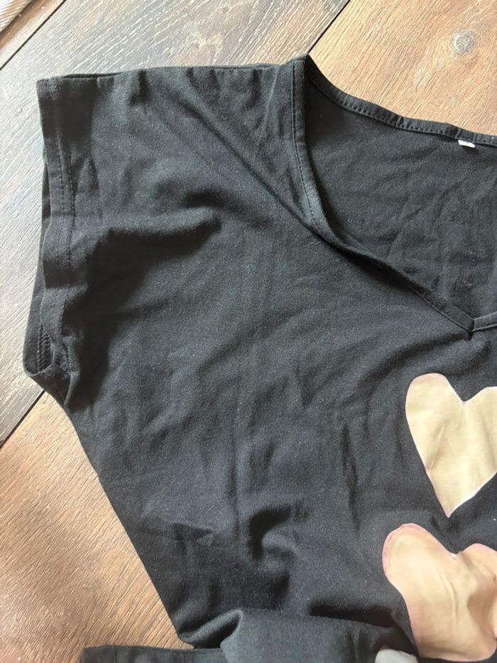 T-shirt taille M noir cœurs dorés marrons neuf - photo numéro 4