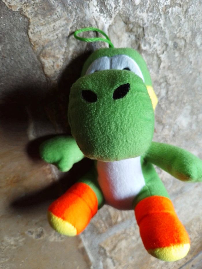 Peluche Yoshi - photo numéro 2