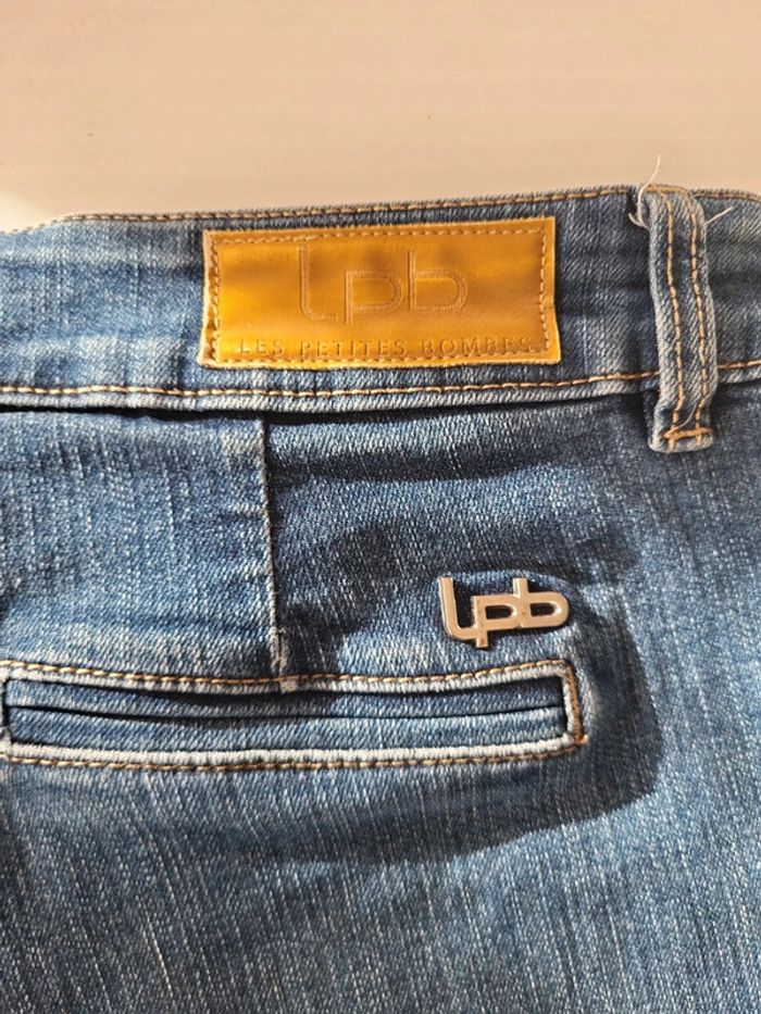 Jean 38 les petites bombes naomie - photo numéro 6